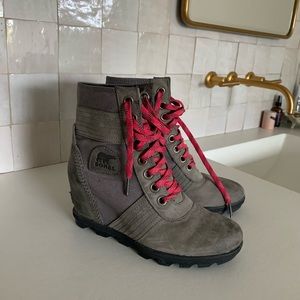 Sorel Lexie waterproof boots